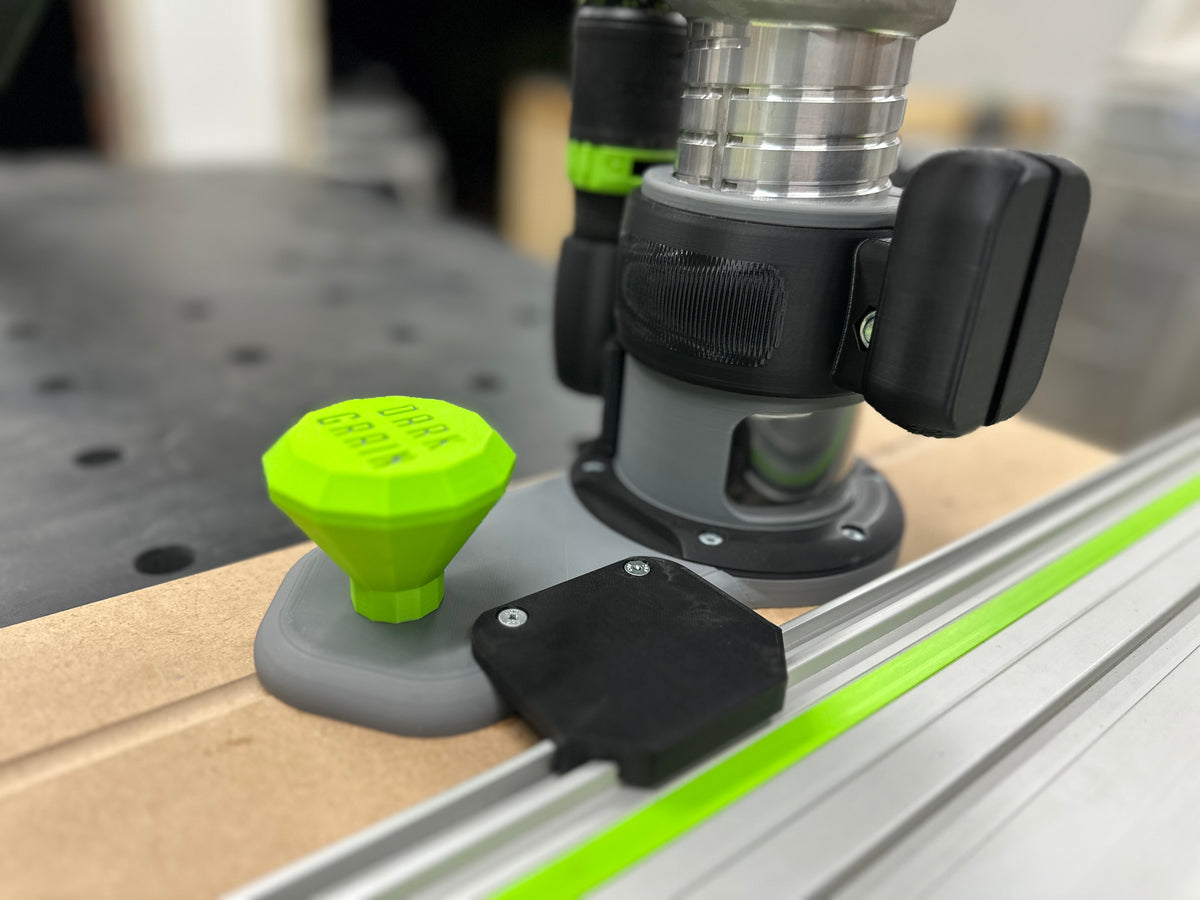 Improved Router Base Plate & Track Guide – Dark Grain 3D Printing